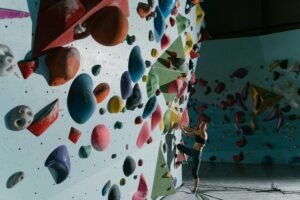 http://Bouldering%20Basics:%20Equipment,%20Technique,%20and%20Safety%20for%20New%20Climbers